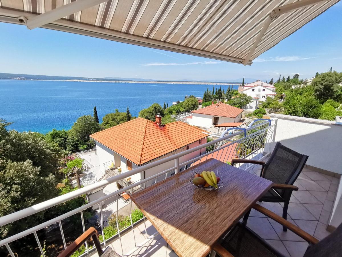 Apartments Maja Dramalj Luaran gambar