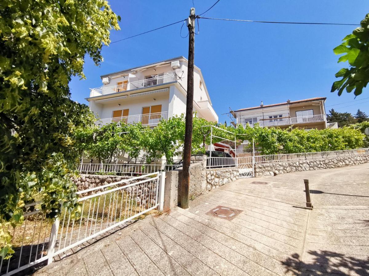 Apartments Maja Dramalj Luaran gambar