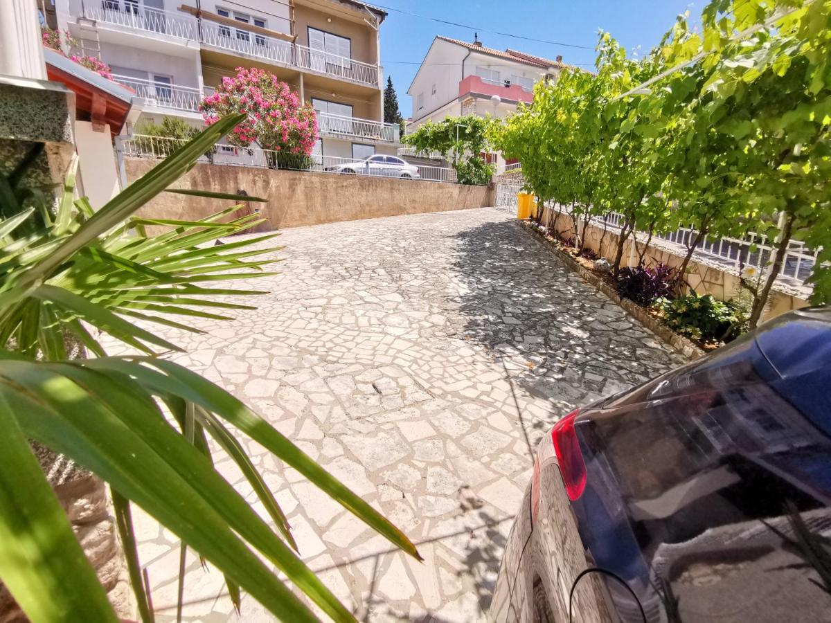 Apartments Maja Dramalj Luaran gambar