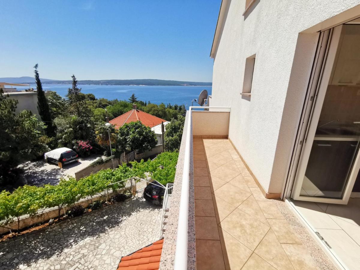 Apartments Maja Dramalj Luaran gambar