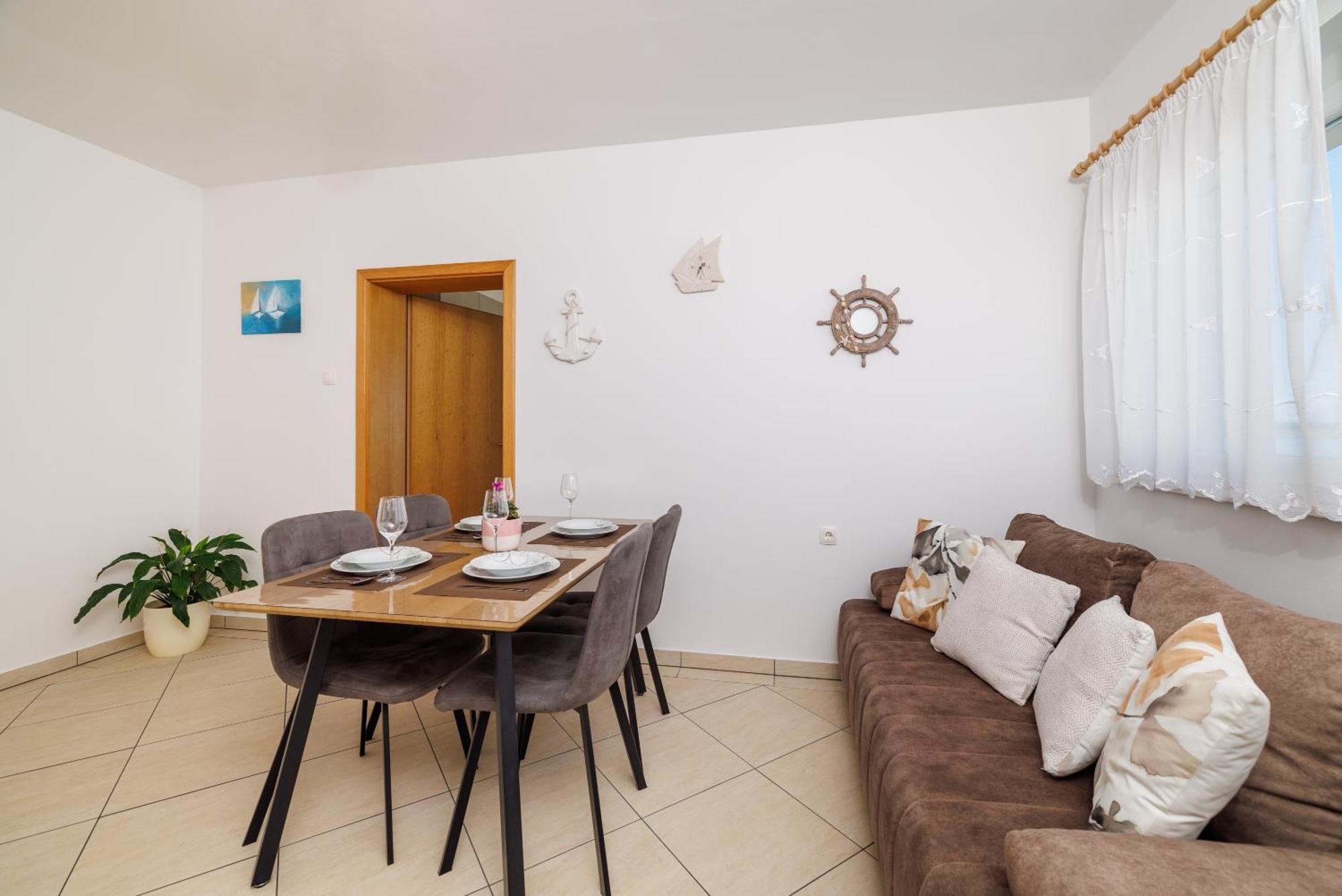 Apartments Maja Dramalj Luaran gambar