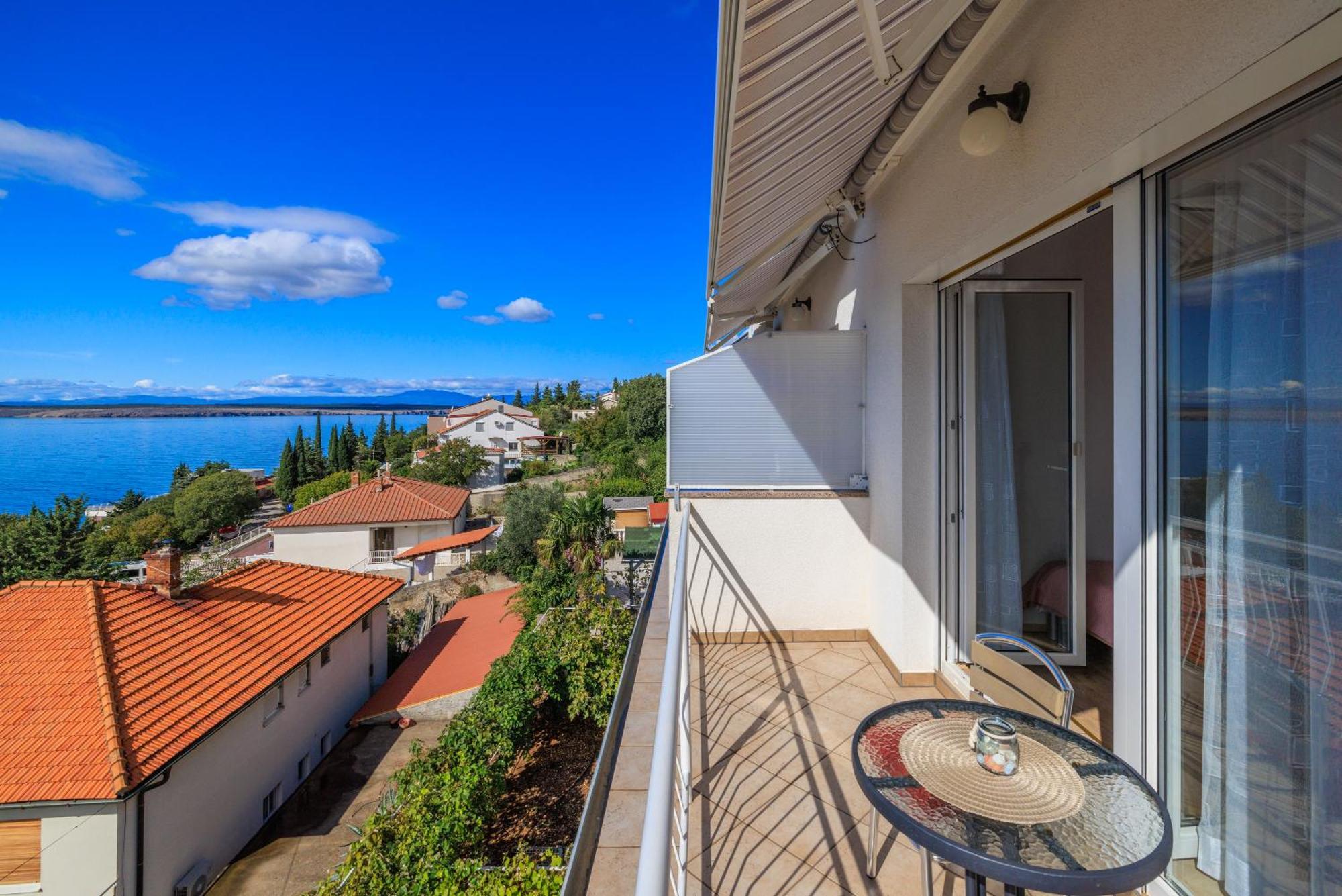 Apartments Maja Dramalj Luaran gambar