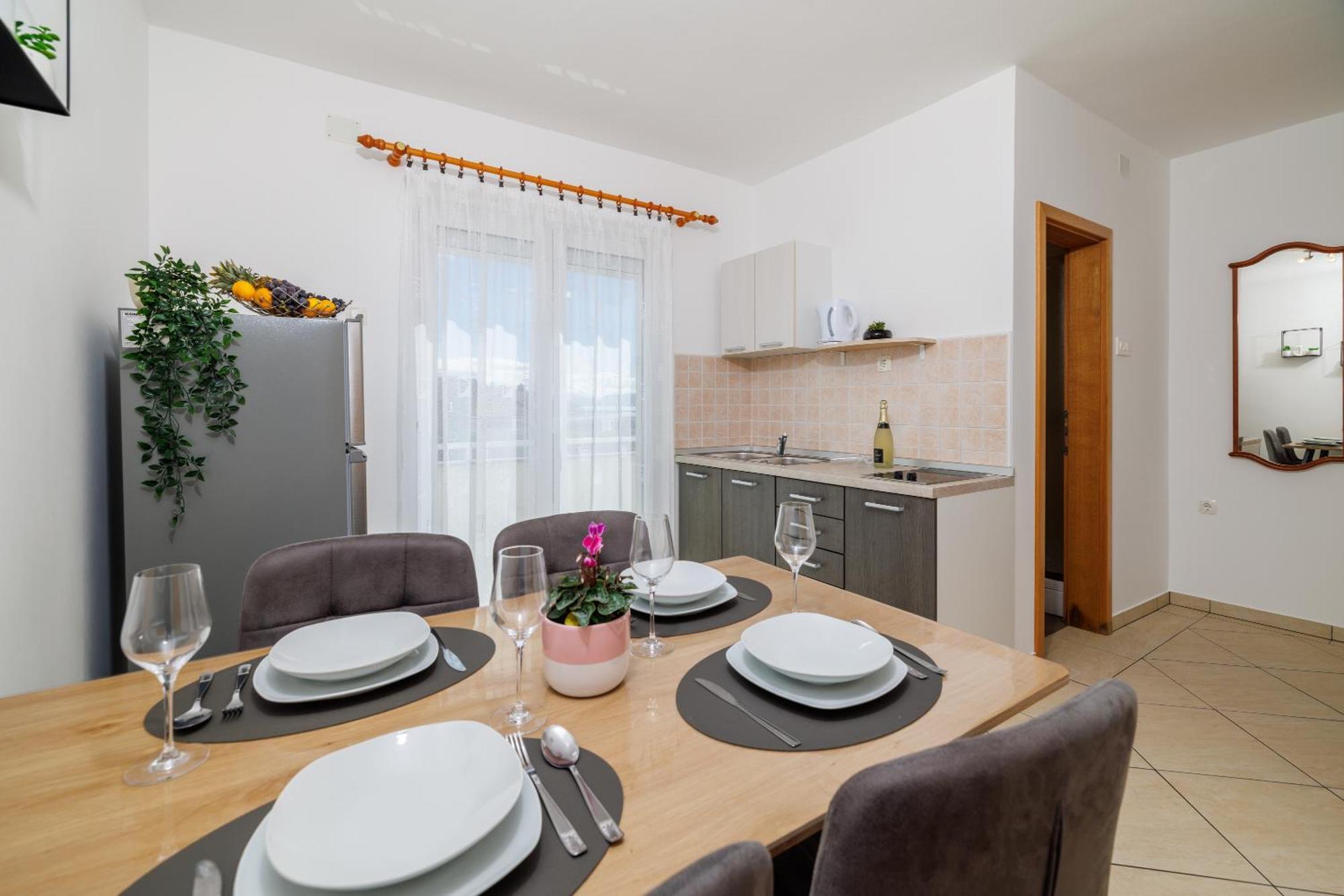 Apartments Maja Dramalj Luaran gambar